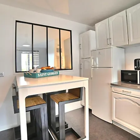 Ferienhaus Amazing In Saint-georges-de-didon With Wifi *