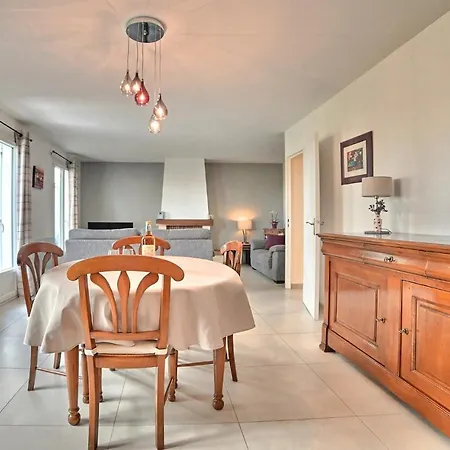 Amazing In Saint-georges-de-didon With Wifi